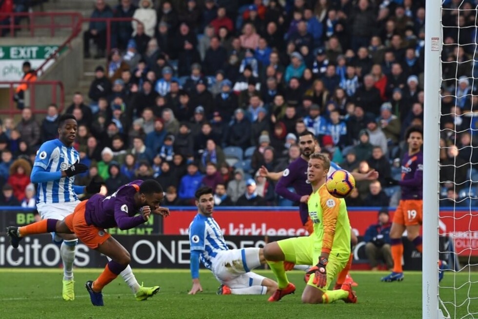 Manchester City continúa al asecho del Liverpool de Klopp