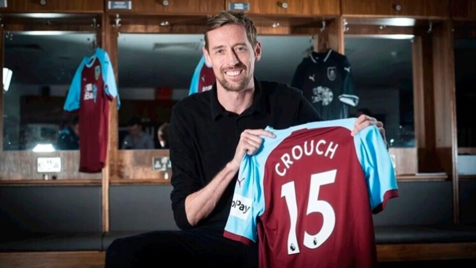 Crouch eterno, regresa a la Premier a sus 38 años