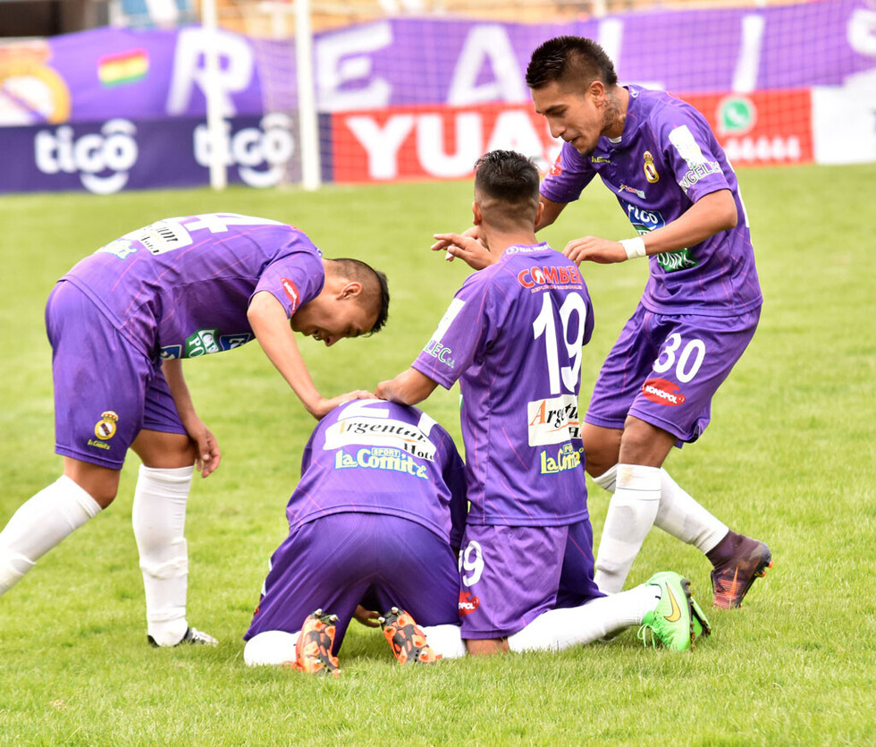 Lilas y canarios con un sólo objetivo