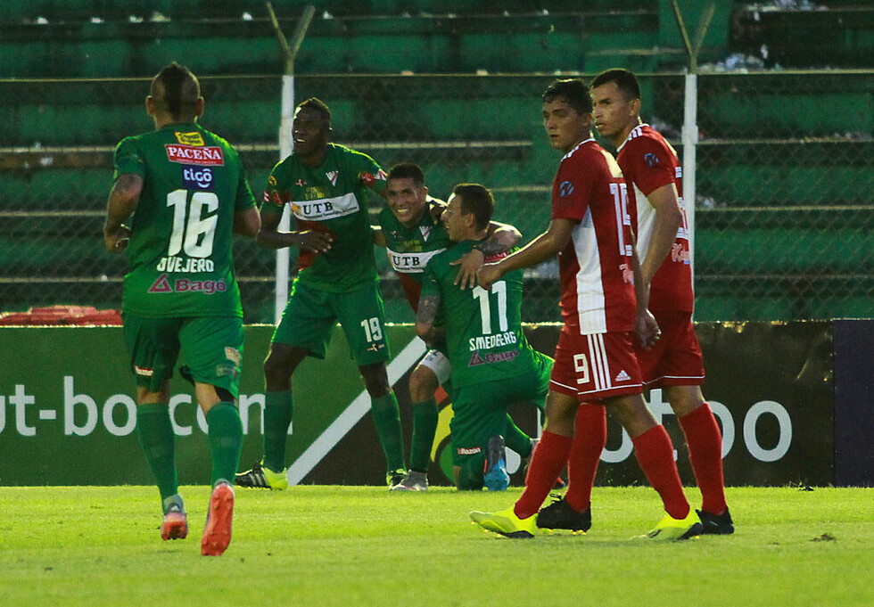 Royal Pari salva un empate en la agonía del partido