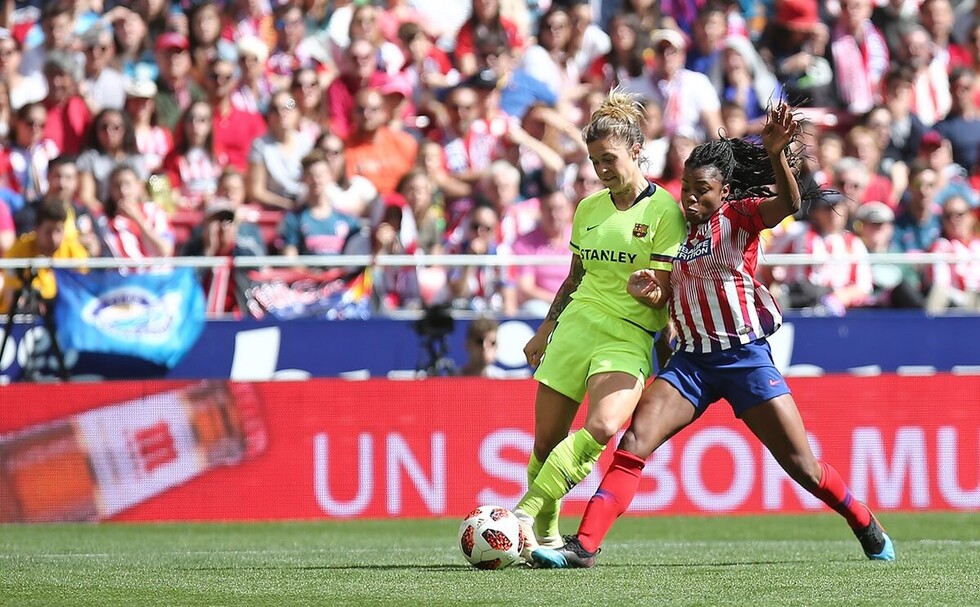 Vence el Barcelona y triunfa El fútbol femenino en España