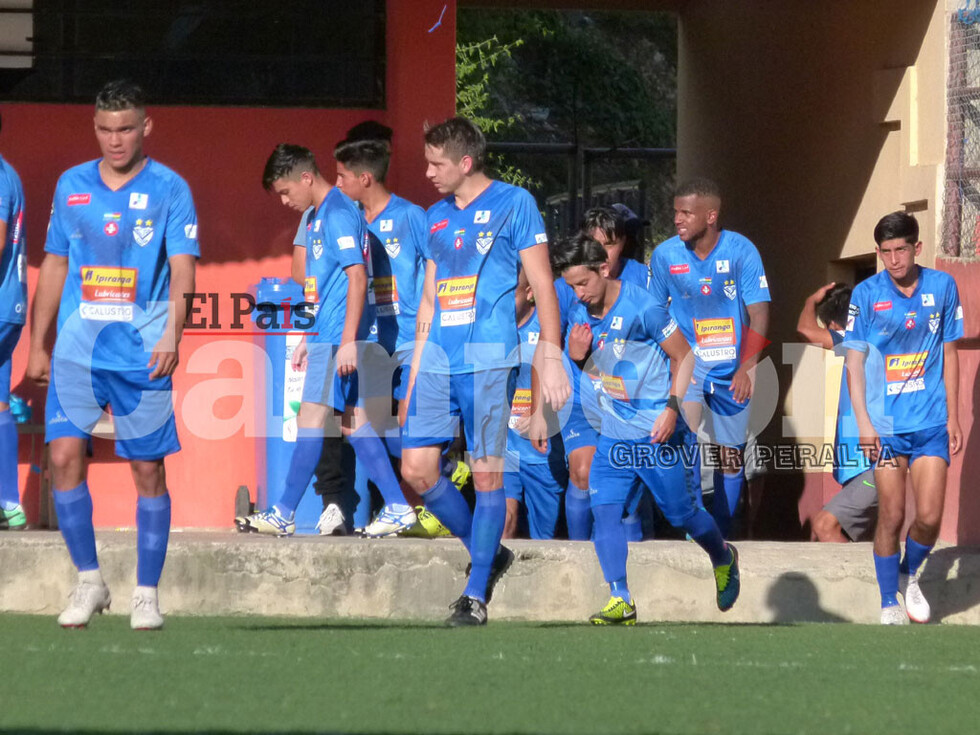 García se propuso terminar con el invicto de Petrolero