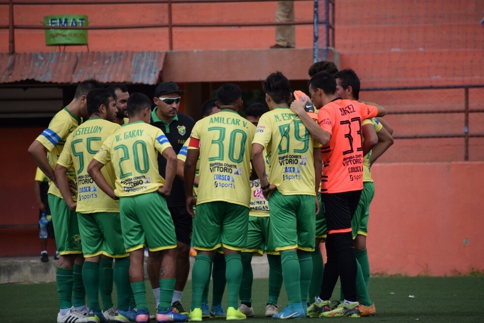 Jornada doble del fútbol local en el estadio La Bombonera