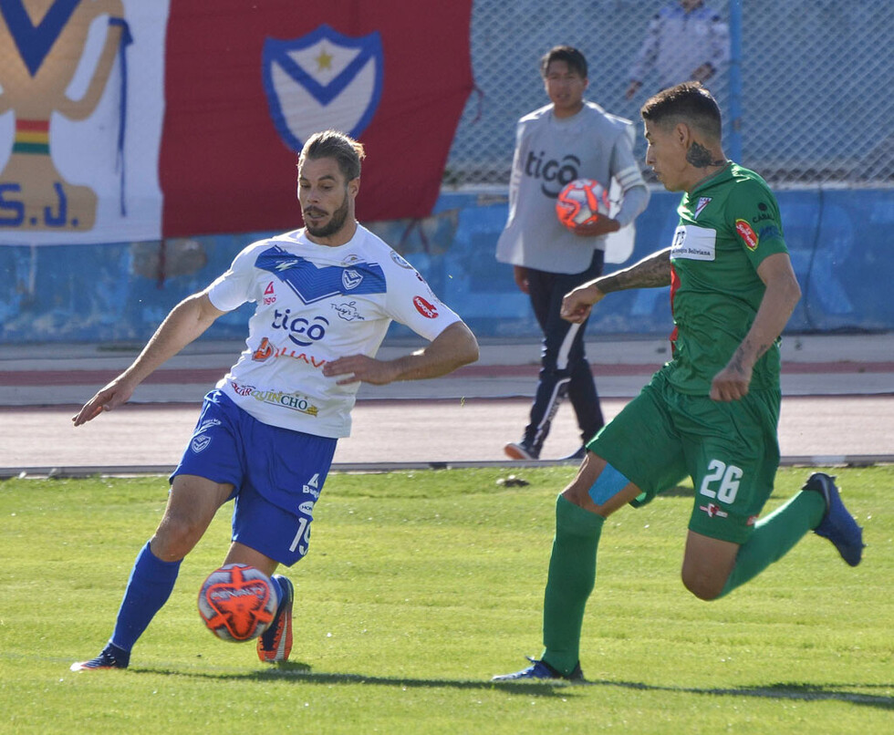 El Santo no tuvo piedad de Always Ready lo goleó 6-2