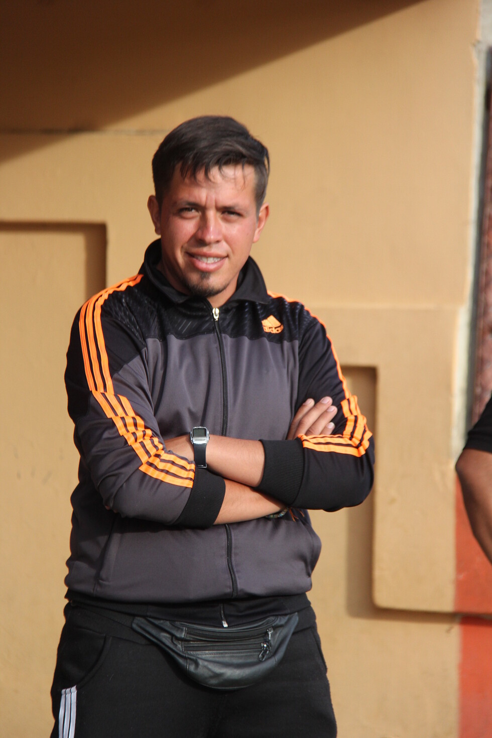 Lema a Royal, Zeller en Muni, Juárez a Bermejo y Musurana cerca de Industrial