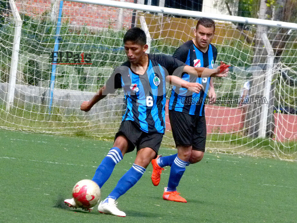 Primera “B”, un apasionante torneo con partidos a pronóstico reservado