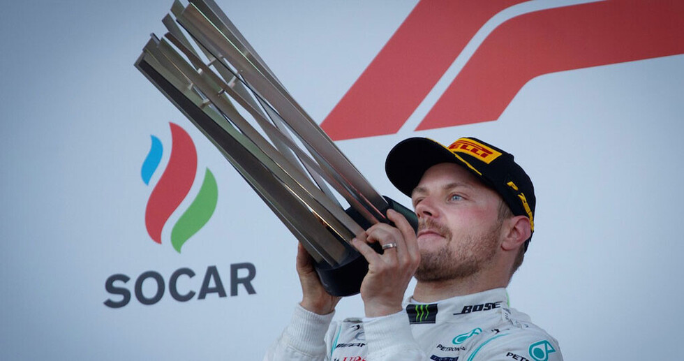 Bottas bate a Hamilton en Azerbaiyán y queda líder