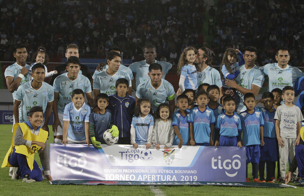 El club Aurora recibe a Always Ready