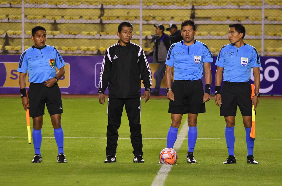 Habrá sorteo de árbitros en  tres partidos de la fecha 23