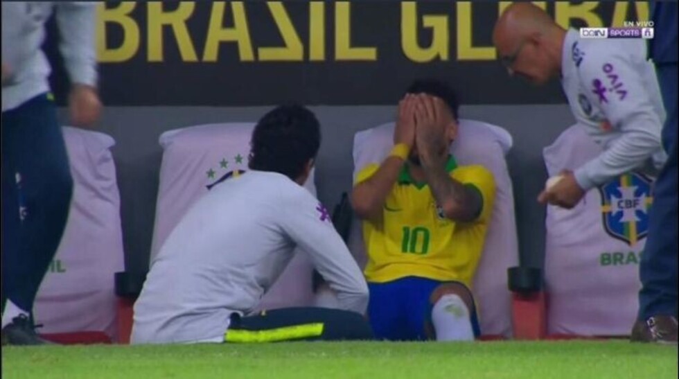 Neymar se rompe ligamentos en amistoso de Brasil y no juega la Copa América