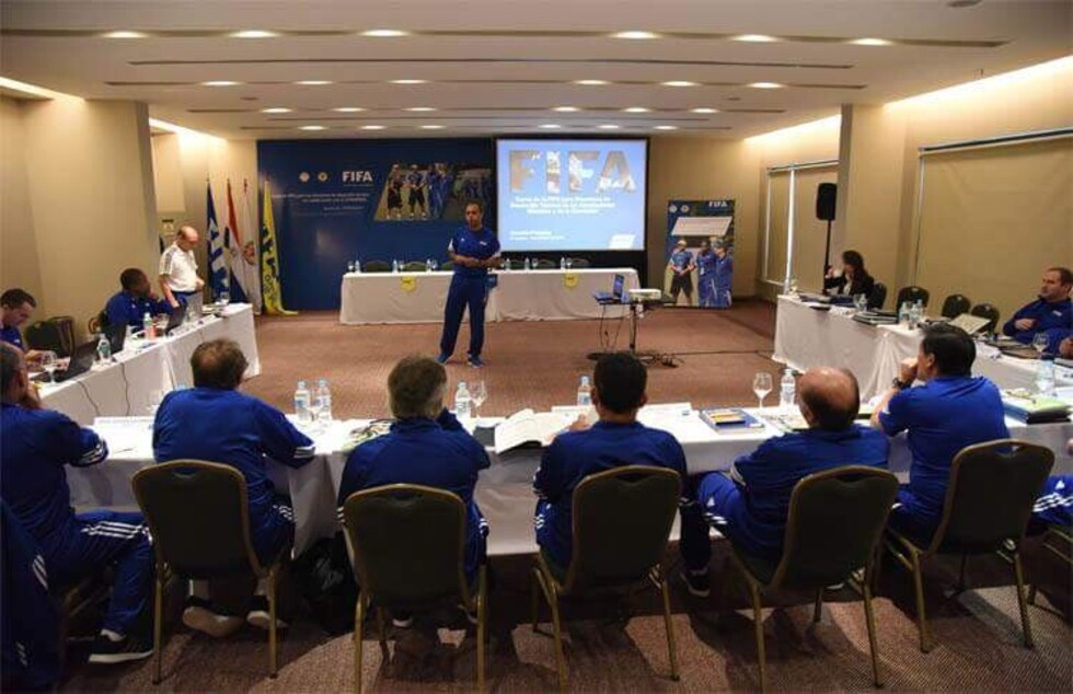 Entrenador UEFA Pro dictará un curso en Tarija