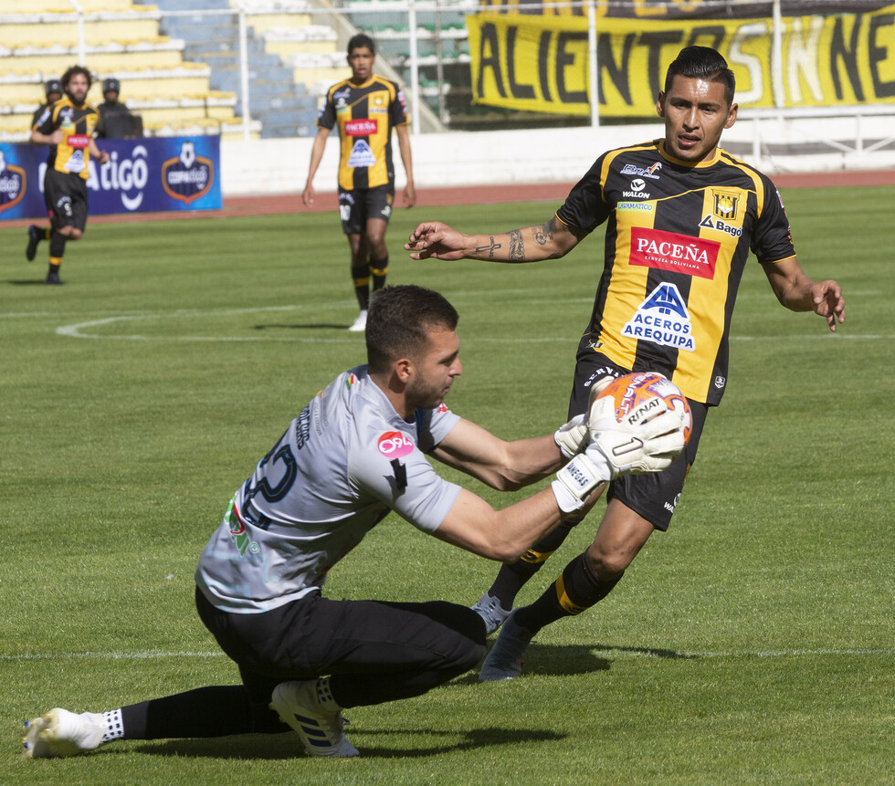 The Strongest empata con San José en La Paz
