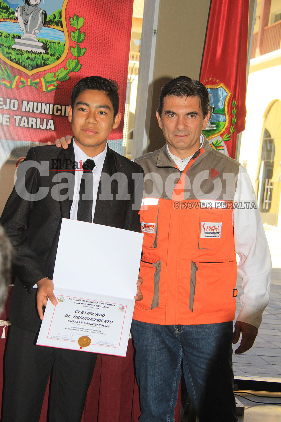 Concejo Municipal reconoce a deportistas tarijeños