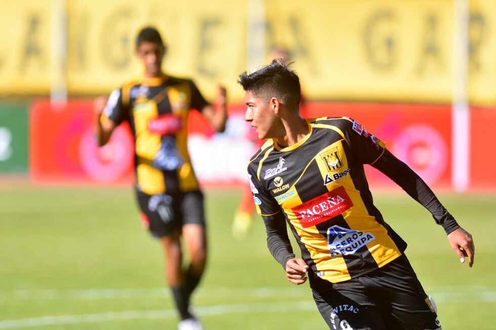 Ramiro Vaca aportó en la goleada de The Strongest