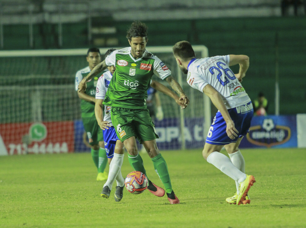 Oriente enfrenta a Real con Gamarra de titular