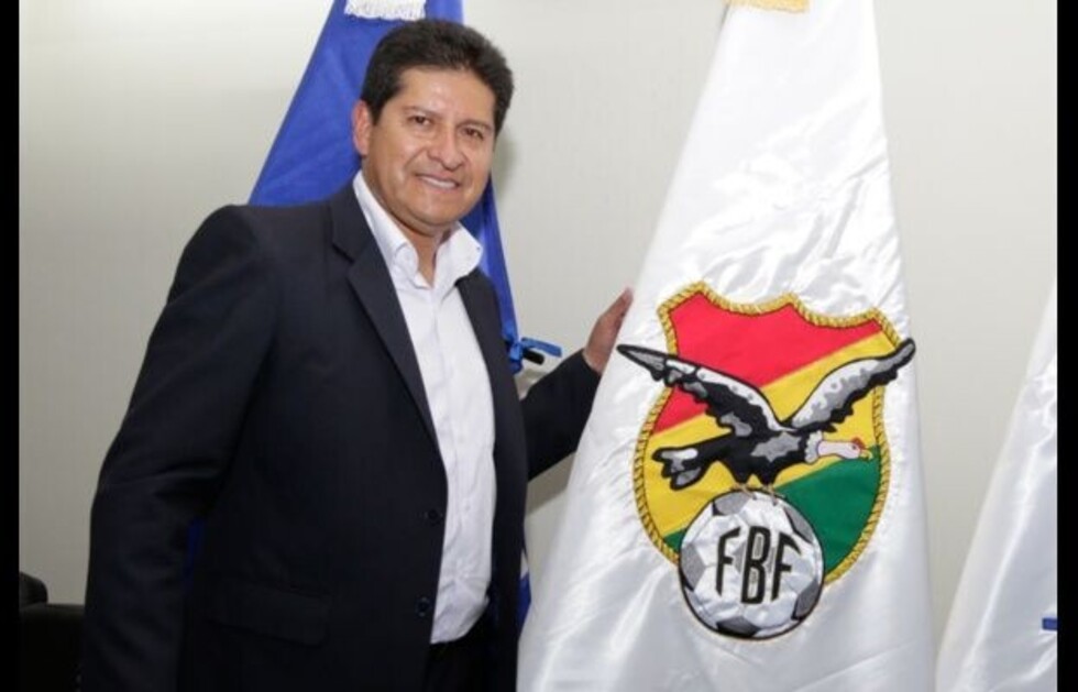 Pulgar abajo para Villegas, deja de ser el técnico de la Verde