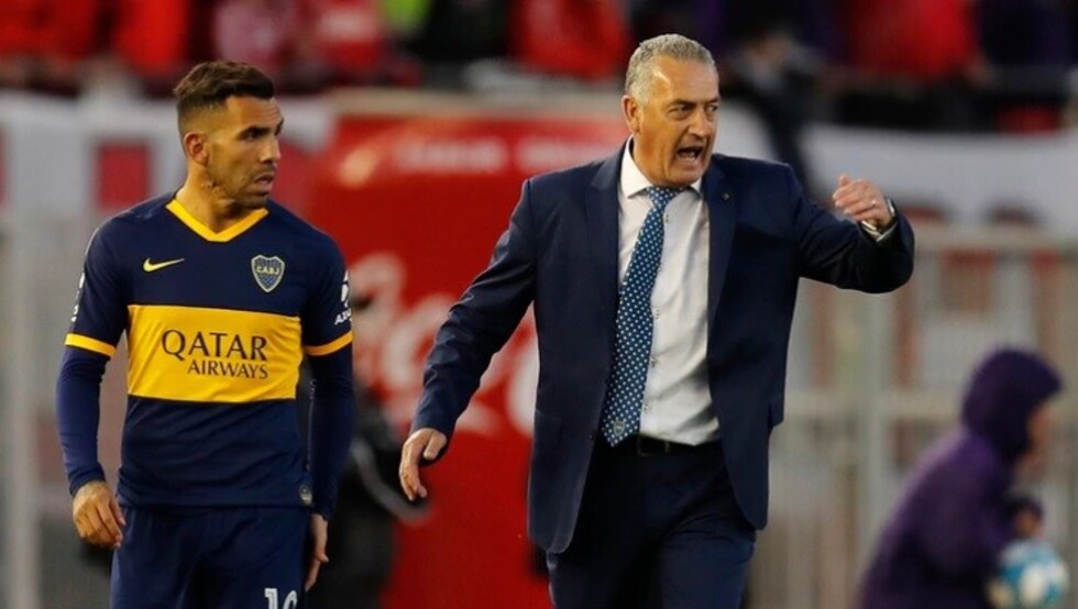 Alfaro anticipó la estrategia ante River cuando era técnico de Huracán
