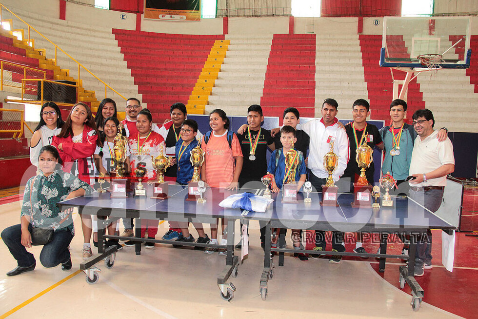 Vedia y Dávila campeones nacionales del tenis de mesa