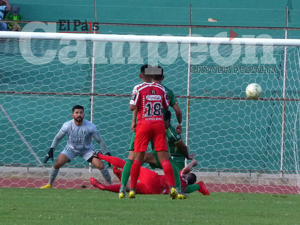Rea: "Los errores son cosas del fútbol, nos repusimos"