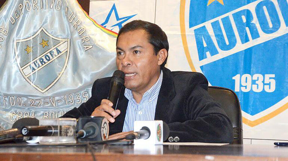 Cornejo: “No voy a dejar a Aurora en manos de piratas”