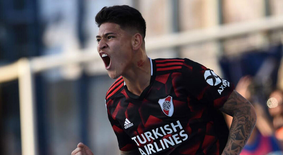 River le dio un nuevo golpe  al Gimnasia de Maradona