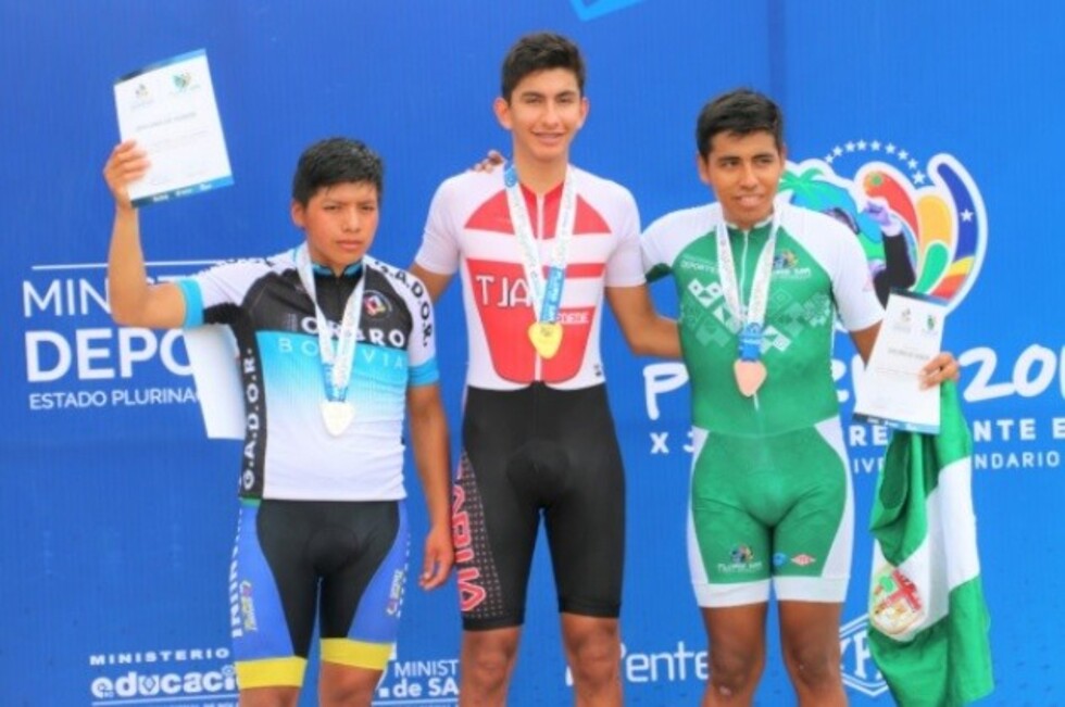 Montellano domina ruta en el ciclismo de los Pluris