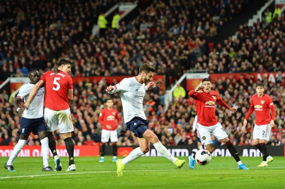 Lallana encuentra oro en Old Trafford con un pobre Liverpool