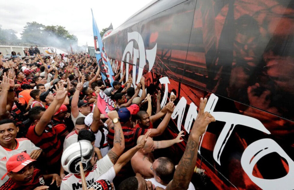 Multitudinaria despedida de Flamengo en Rio de Janeiro