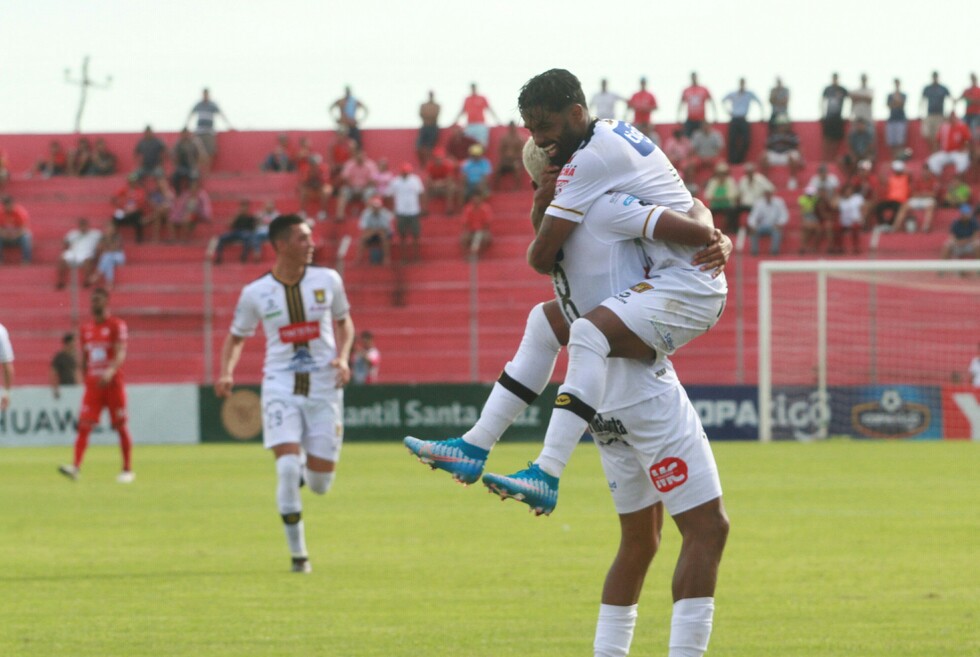 The Strongest y una actuación brillante en su visita a Guabirá