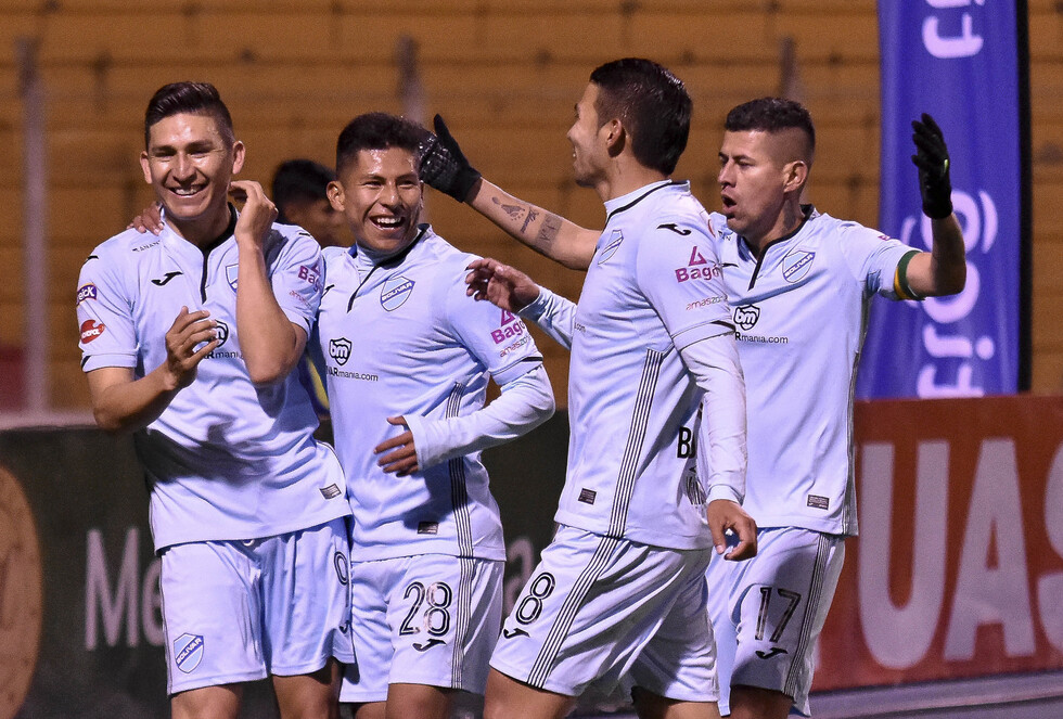 Bolívar se adueña de la cima del torneo Clausura