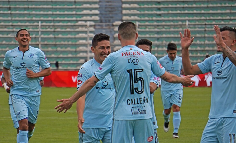 Un Bolívar imparable goleó a Always Ready en el Siles