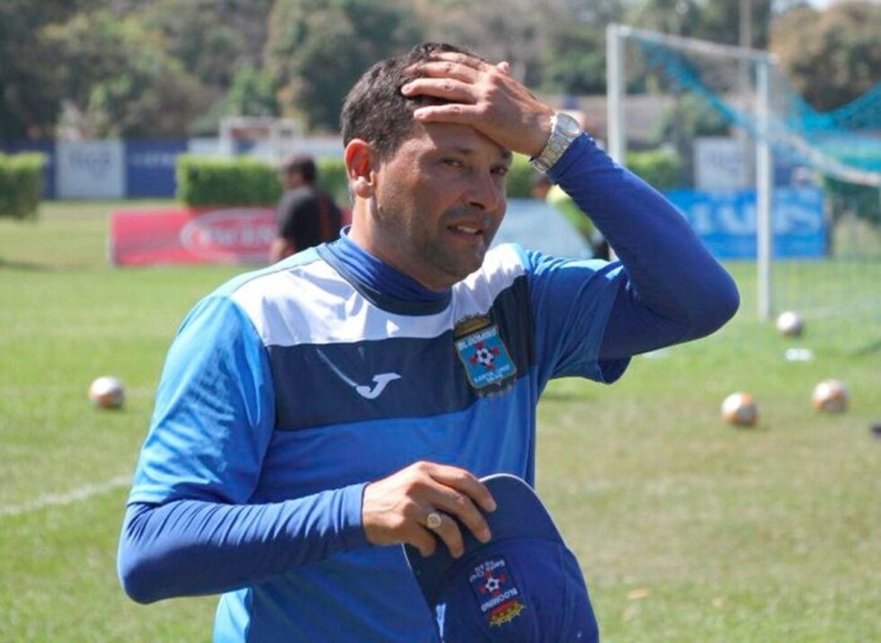 Jeaustin Campos vuelve para dirigir a Nacional Potosí