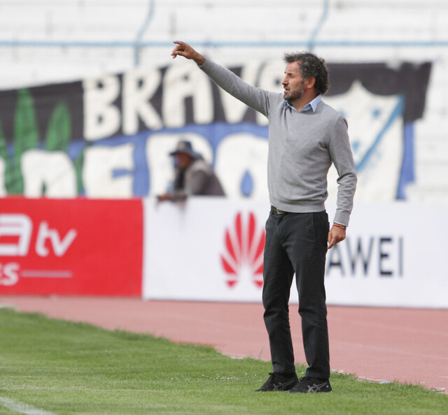 Blooming cambia a ‘Platiní’ Sánchez por Miguel Ponce