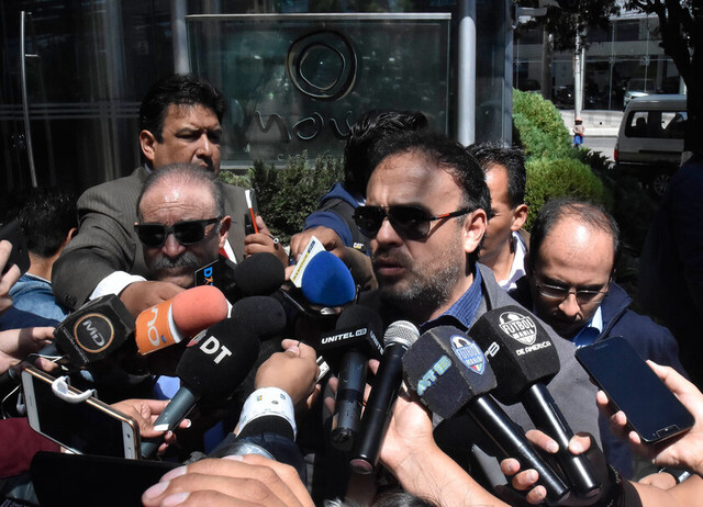 Pugna entre dirigentes frena al fútbol nacional