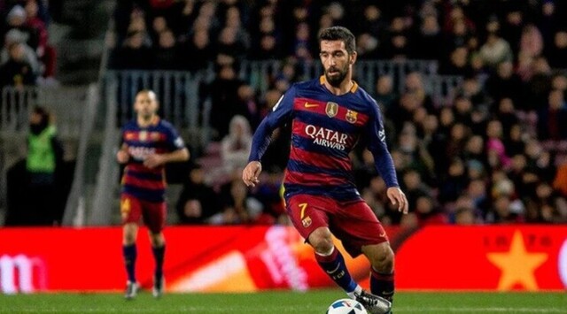 Arda Turán y la posibilidad que juegue en Boca Juniors