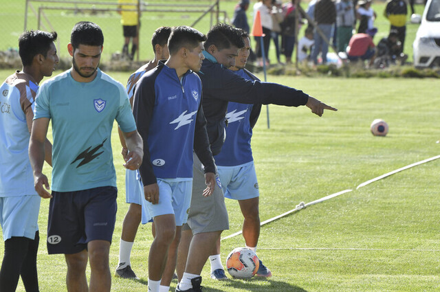 San José afronta el primer desafío contra Guaraní