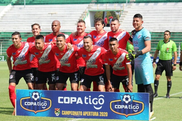 Jugadores de Nacional Potosí cumplen con el plan de entrenamientos
