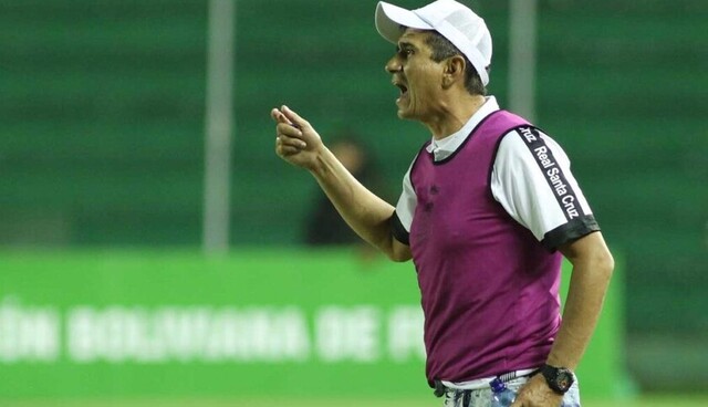 José Peña: “Los dirigentes deciden lo que les conviene”