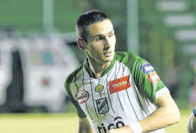 Oriente Petrolero paga 68 mil dólares por Palmieri