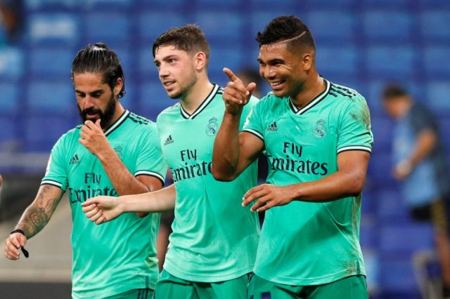 Exquisita asistencia de Benzema para que marque Casemiro