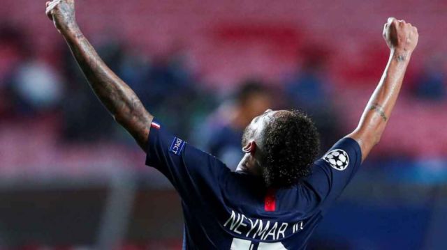 La cargada de Neymar al Leipzig