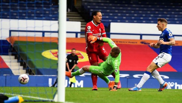 La razón por la que no sancionan al arquero del Everton que rompió a Van Dijk