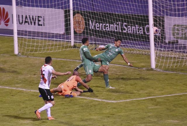Nacional Potosí quiere poner un alto a Bolívar 