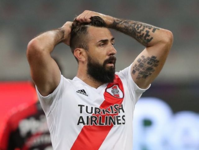 Lucas Pratto deja River y seguirá su carrera en Europa