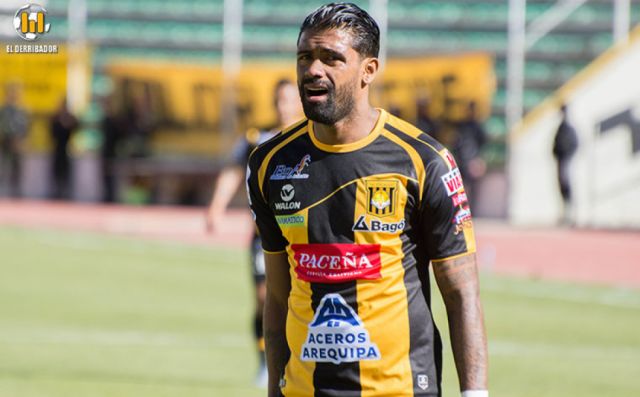 Harold Reina volverá a jugar en Nacional Potosí 