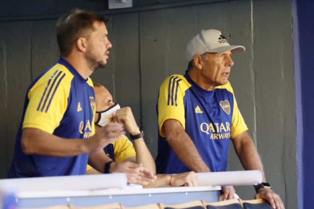 Horas claves para definir a  dos refuerzos para Boca