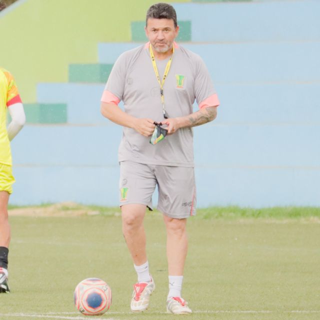 Palmaflor disuelve el contrato con Baldivieso 