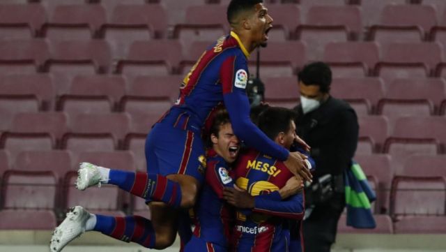Barcelona ganó al Valladolid y  acecha al Atlético de Madrid