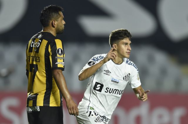 Santos toma aire con goleada sobre The Strongest 