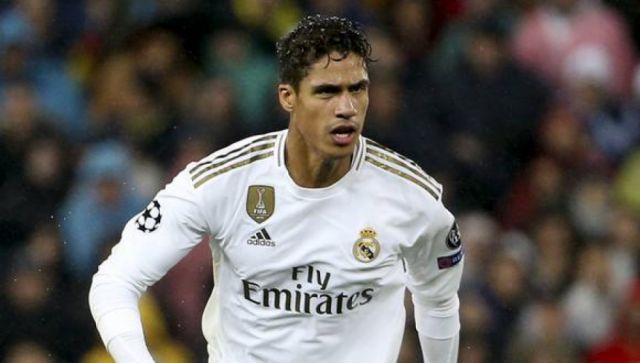 En España afirman que Varane cerró el acuerdo con el United 